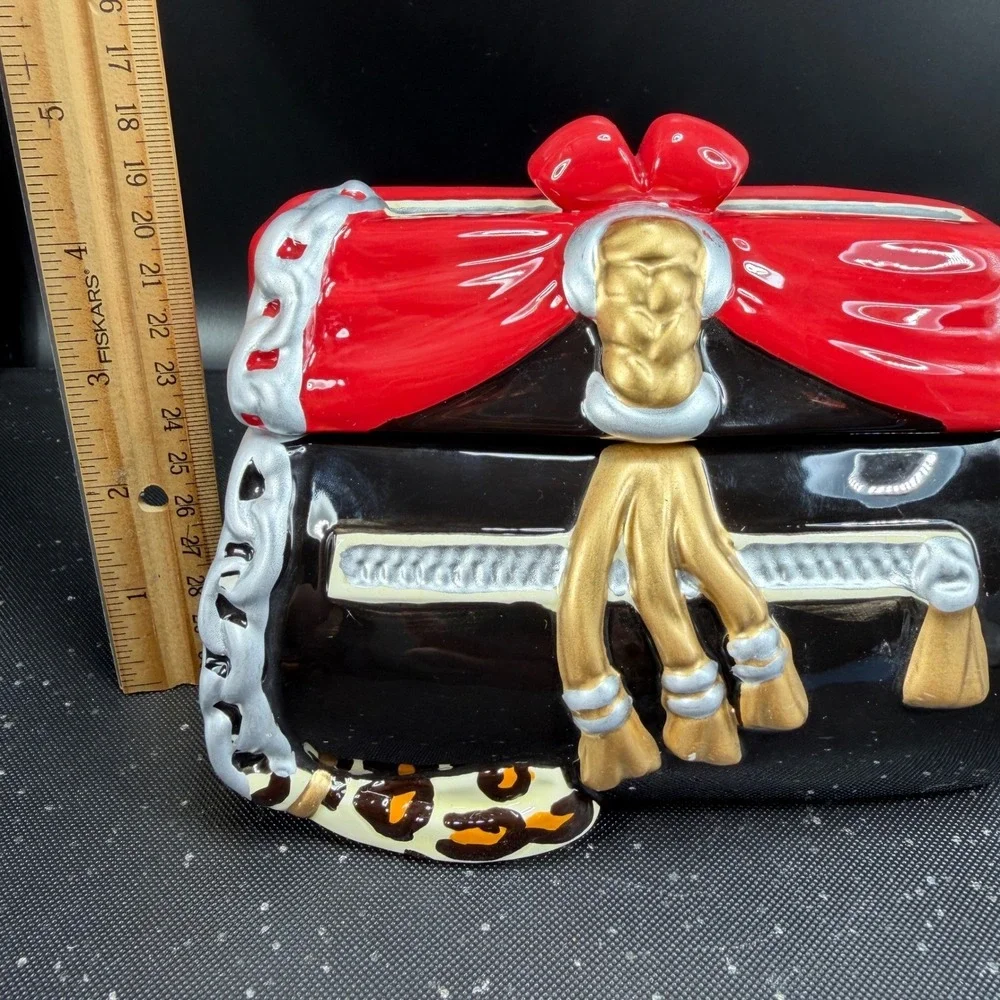 David's Cookies Ceramic Handbag Cookie Jar Container Purse Black Red Bow Tassels